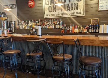 illinois/shawnee-hills/restaurant/gabby-s-on-main