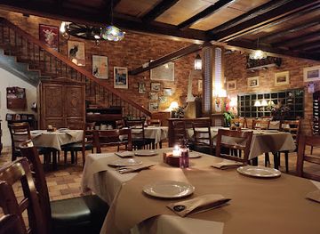 ecuador/quito/restaurant/pim-s