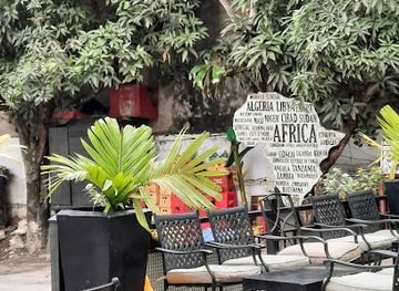 cameroon/mefou-national-park/restaurant/route-66-bar-grill-bastos-yaounde