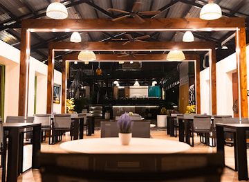 dominica/saint-joseph/restaurant/the-realm