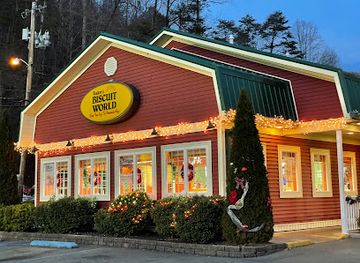 west-virginia/hatfield-mccoy-mountains/restaurant/tudor-s-biscuit-world