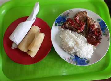 paraguay/caaguazu-plains/restaurant/la-esquina-de-moe