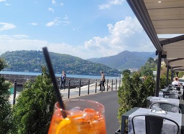 italy/lake-como/restaurant/lago-food-co