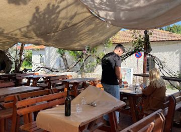 israel/zikhron-ya-akov/restaurant/tishbi-kosher-restaurant