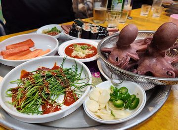 south-korea/jeonju/restaurant/chojangjib