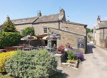 united-kingdom/yorkshire-dales-national-park/restaurant/the-fox-hounds-inn