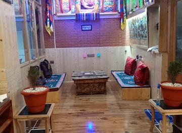 india/leh-ladakh/restaurant/chimath-tibetan-kitchen