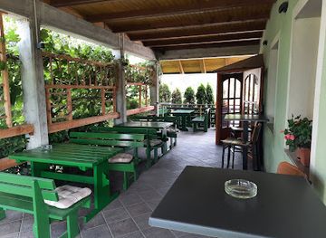 slovenia/postojna-cave/restaurant/bar-bekar-pizzerija-vekar-tina-s-p