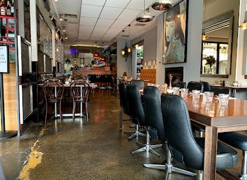 australia/melbourne/st-kilda/restaurant/rococo-st-kilda