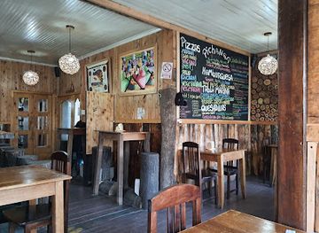 chile/puerto-natales/restaurant/rustika-restobar