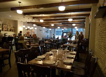 tennessee/knoxville/restaurant/emilia