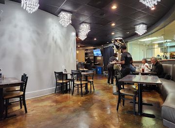 north-carolina/greensboro/restaurant/luxe-soulfood-cocktails