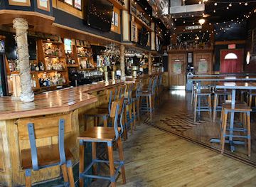 wisconsin/kenosha/restaurant/captain-mike-s