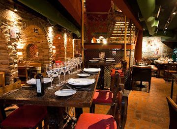 mexico/monterrey/restaurant/la-escondida