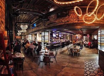 texas/houston/restaurant/grotto-downtown