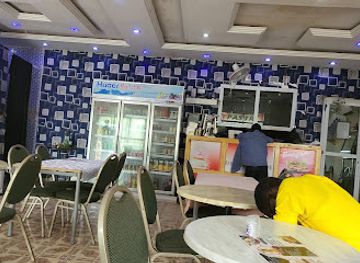 the-gambia/baboon-island/restaurant/babou-s-food-paradise