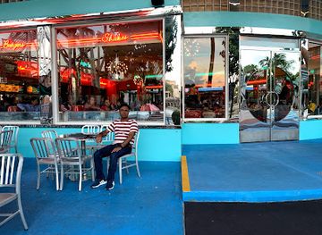 singapore/sentosa-island/restaurant/kt-s-grill