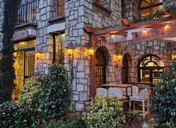 ethiopia/oromia-region/restaurant/olive-and-bread-kebena