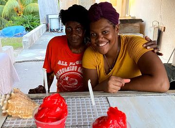 the-bahamas/andros-town/restaurant/funky-monkey-s-delights