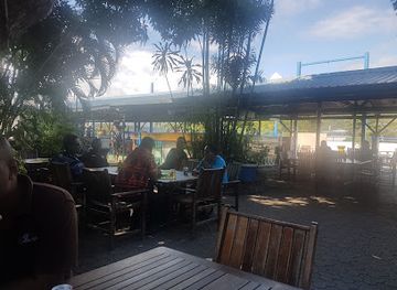 papua-new-guinea/kavieng/restaurant/aviat-social-sporting-club