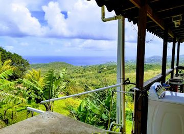 saint-lucia/anse-la-raye-quarter/restaurant/horizon-cocktails-view-point-bar-grill