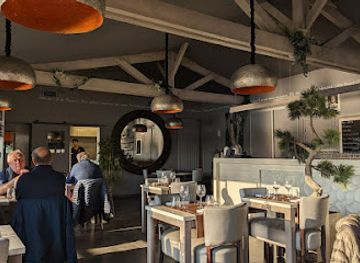 france/normandy-coast/restaurant/restaurant-de-l-ile-benoist