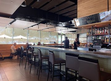 texas/the-woodlands/restaurant/bazille