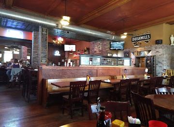 missouri/st-charles/restaurant/llywelyn-s-pub