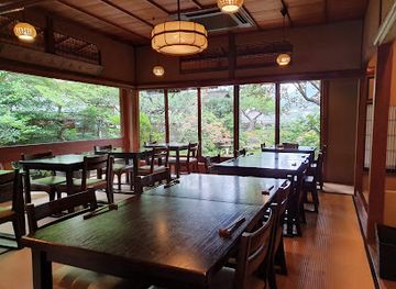 japan/kyoto/arashiyama/restaurant/arashiyama-yoshimura