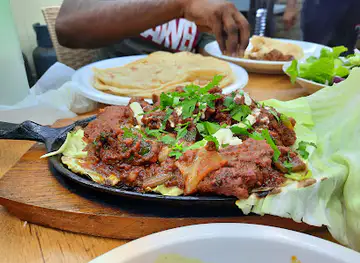 OJEEN Restaurant