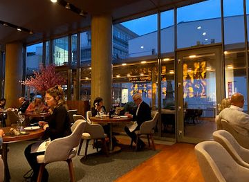 germany/dusseldorf/medienhafen/restaurant/am-kai