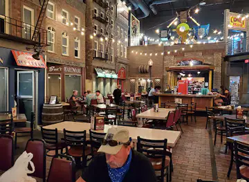 Pasghetti's Restaurant & Attraction