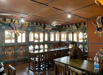 bhutan/punakha/restaurant/st-wifi-tourist-lunch-place