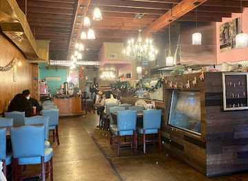 illinois/cicero/restaurant/dulce-mami-cafe