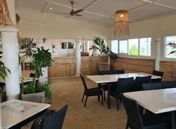 the-gambia/upper-baddibu/restaurant/playa-del-sol
