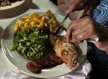 antigua-and-barbuda/liberta/restaurant/dale-s-bar-restaurant