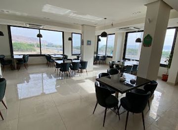 jordan/mujib-nature-reserve/restaurant/happiness-park-restaurant