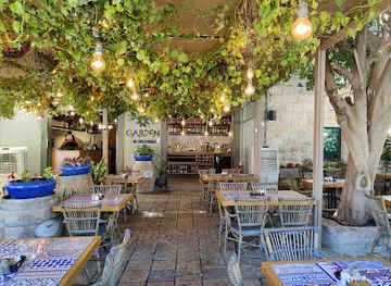 israel/haifa-district/restaurant/garden-restaurant