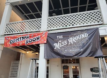 texas/new-braunfels/restaurant/the-mess-around-upscale-southern-comfort-food