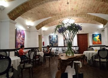 spain/girona/restaurant/divinum