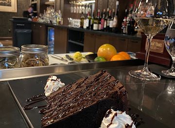 michigan/west-michigan/restaurant/finn-s-chophouse-speakeasy
