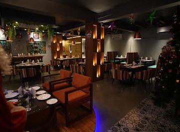 india/kolkata/park-street-area/restaurant/the-gazeboo-all-day-diner-restaurant-lounge