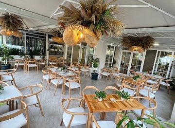 albania/central-albania/restaurant/oliveta-restaurant