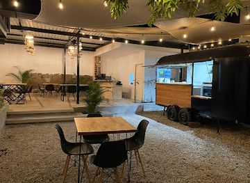 guatemala/verapaces/restaurant/the-vagon