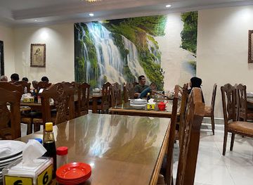 indonesia/central-sulawesi/restaurant/borobudur-restaurant