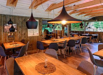 slovakia/dolina/restaurant/koliba-tri-studnicky-u-tomasovcov