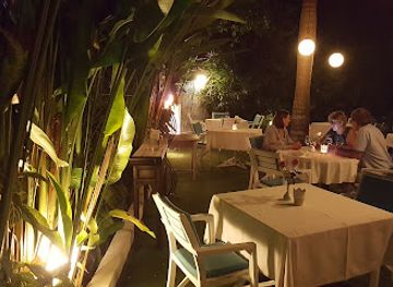 myanmar-burma/yangon/hlaing/restaurant/shwe-sa-bwe