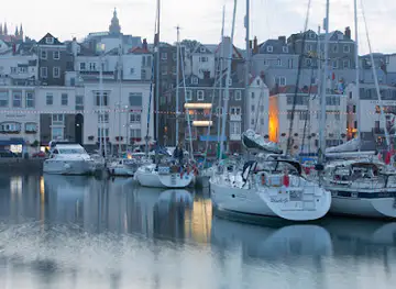 Le Nautique Restaurant