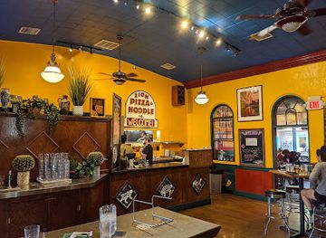 utah/mt-carmel/restaurant/zion-pizza-noodle-co