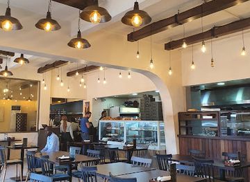 central-african-republic/carnot/restaurant/l-avenue-restaurant-patisserie